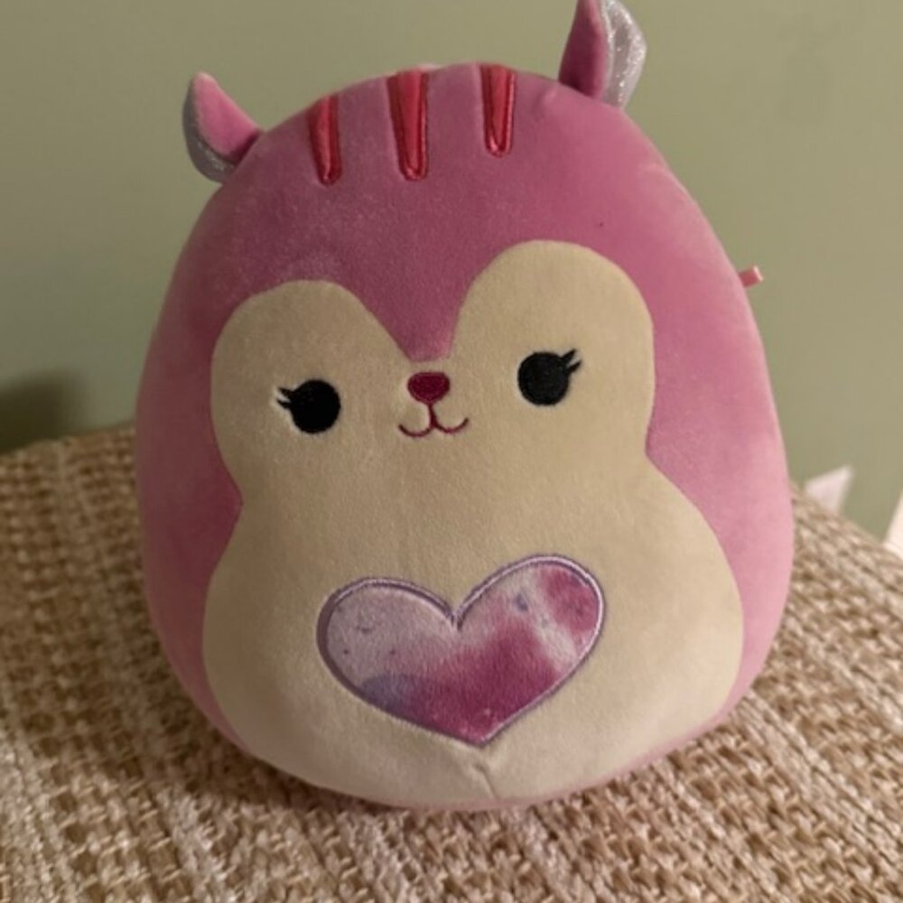 Squishmallow 8” Allina the Squirrel Valentine Squad Plush Toy Pink Purple Heart